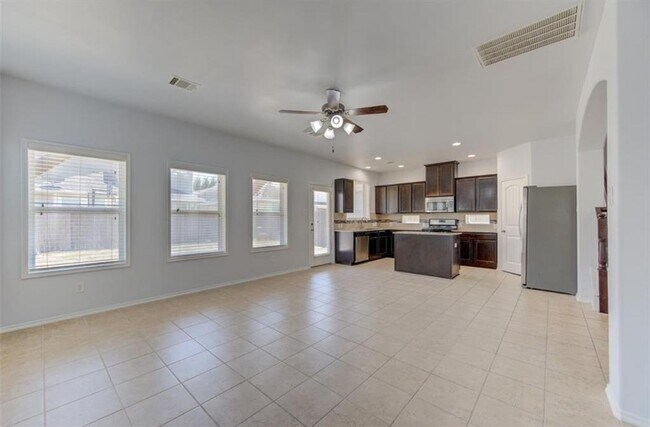 Building Photo - 18227 Amalfi Coast Dr
