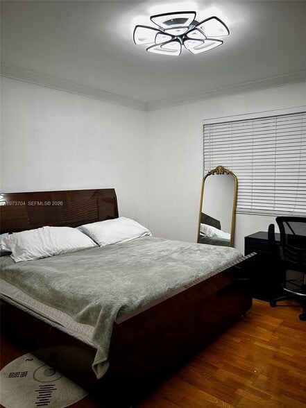 Building Photo - 1111 Sorrento Dr