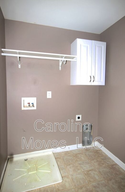 Building Photo - 689 Flintrock Dr