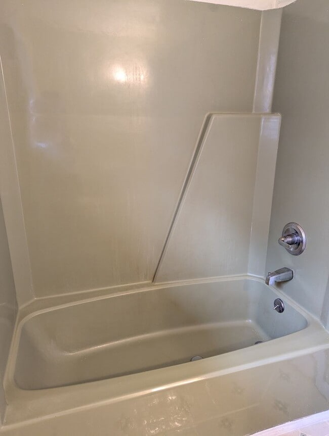 Building Photo - Coming Soon! Charming 3br 1ba in the country ** Rent Special**