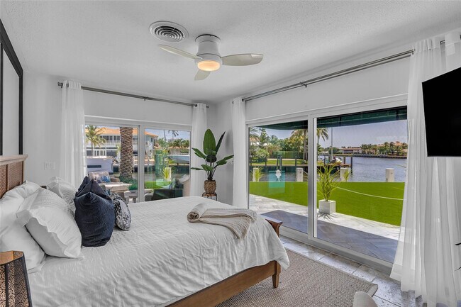 Building Photo - 3108 NE 42nd Ct