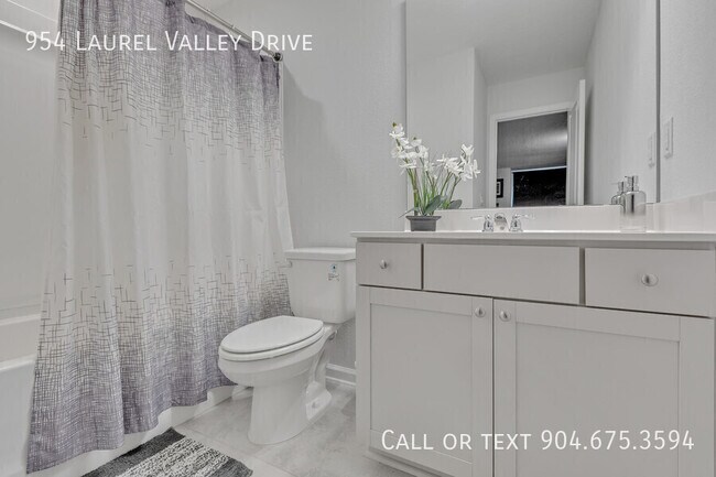 Building Photo - 954 Laurel Valley Dr