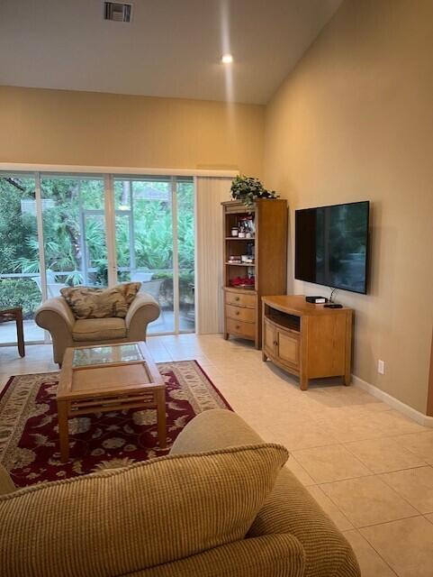 Building Photo - 8115 Carnoustie Pl