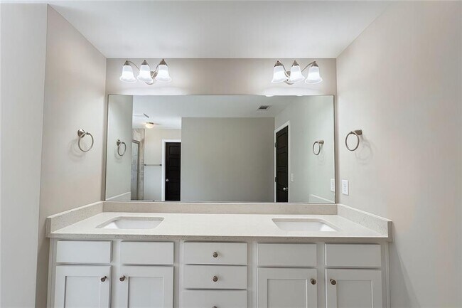 Building Photo - 1721 Cobblefield Cir
