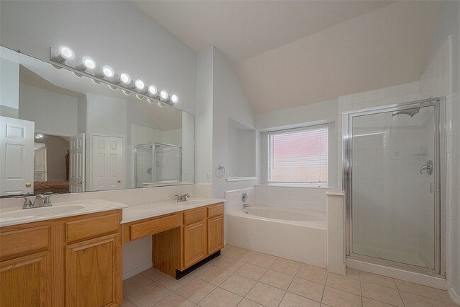 Building Photo - 7302 Colony View Ln