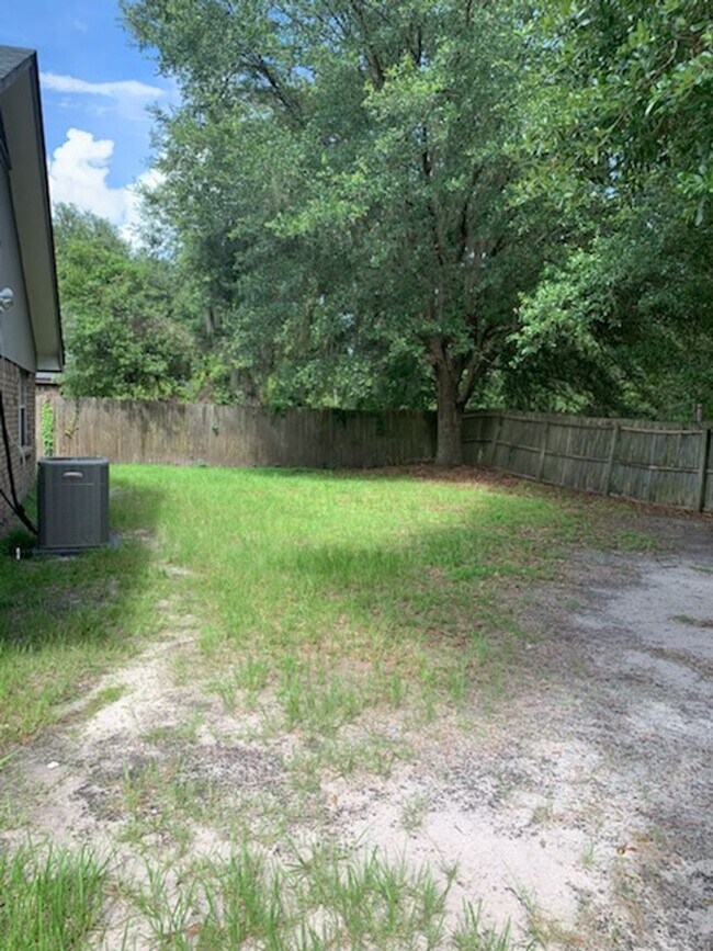 Building Photo - 706 Timber Ridge Trail