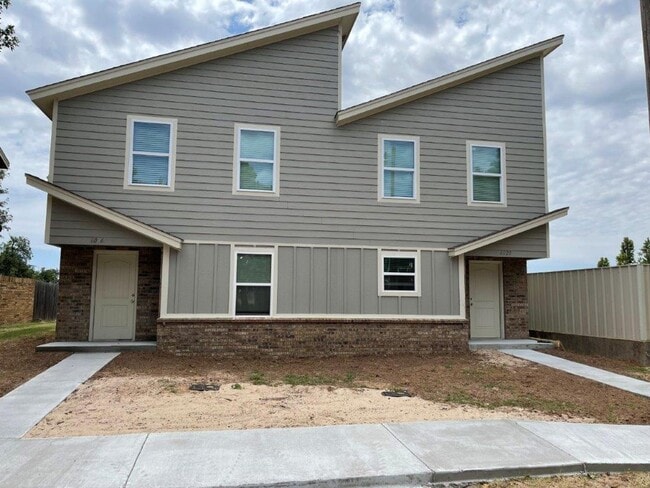 Building Photo - 6026 NW 53rd Terrace