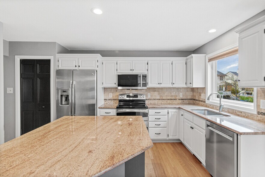 Building Photo - 9039 Brentwood Trl