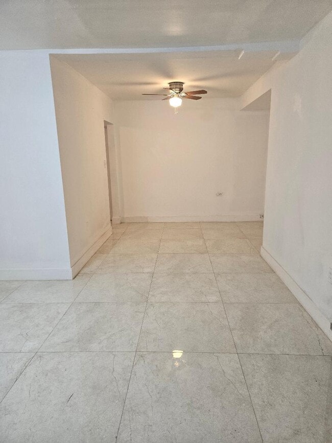 Building Photo - 1020 NW 147th St