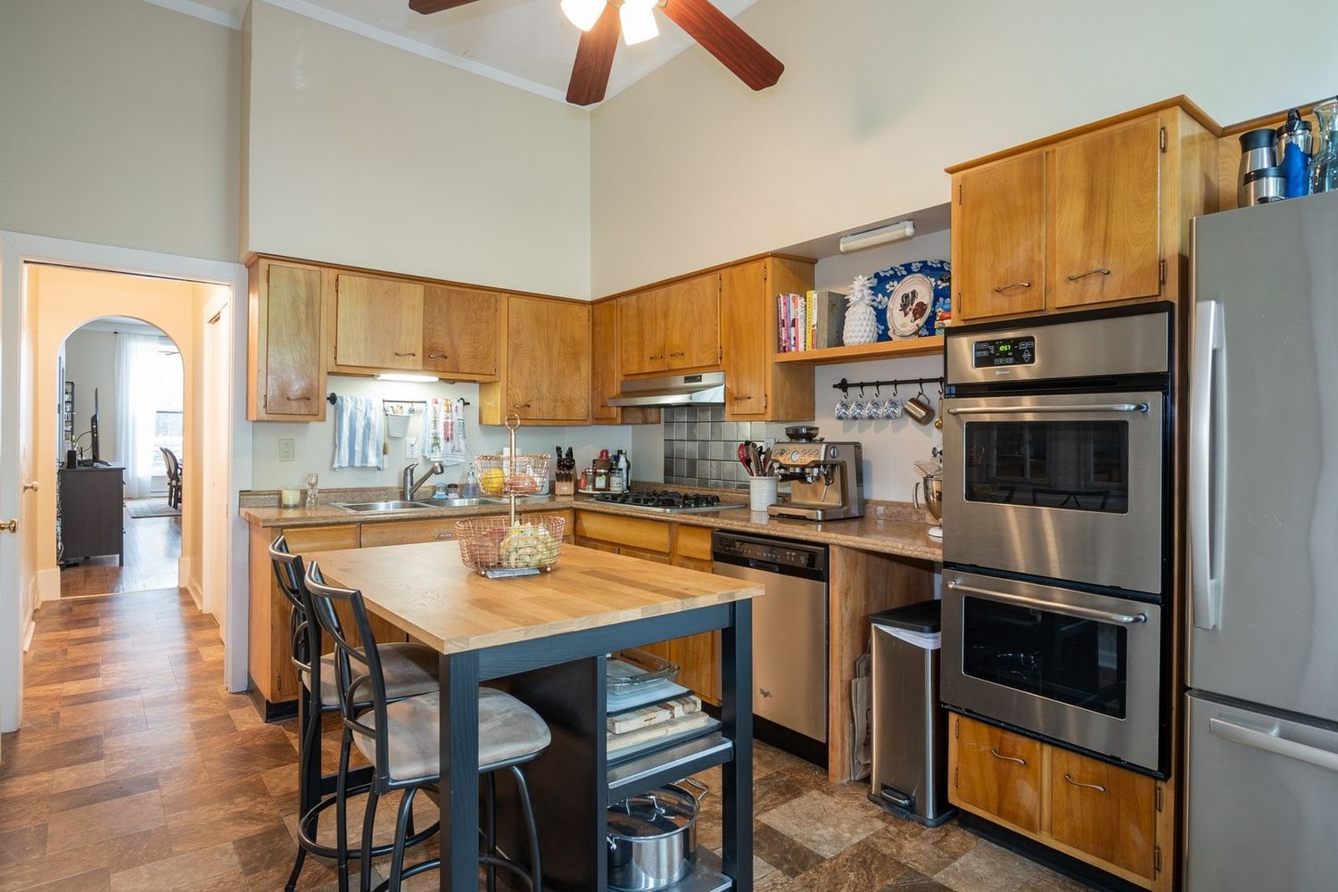 Kitchen - 2119 N Cleveland Ave