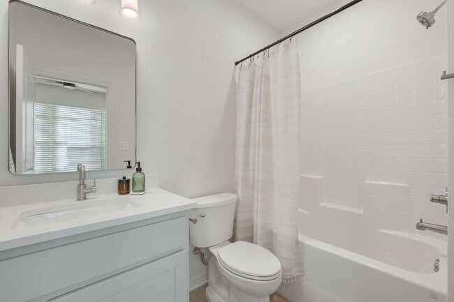 Building Photo - Brand New 6 Bed, 6.5 Bath, 3 Story Townhomes w/ Bonus Room & Balcony!