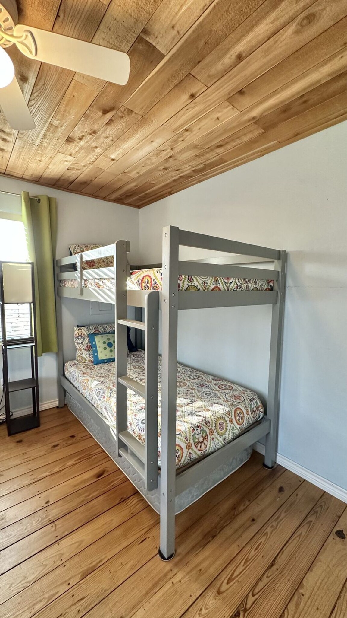 Building Photo - 123 Nicole Ln