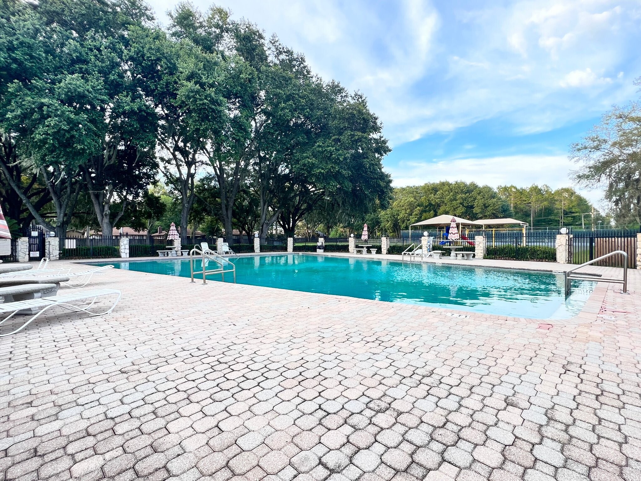 Building Photo - 3724 54th Ln