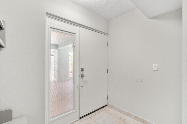 Building Photo - 1700 Commodore Blvd