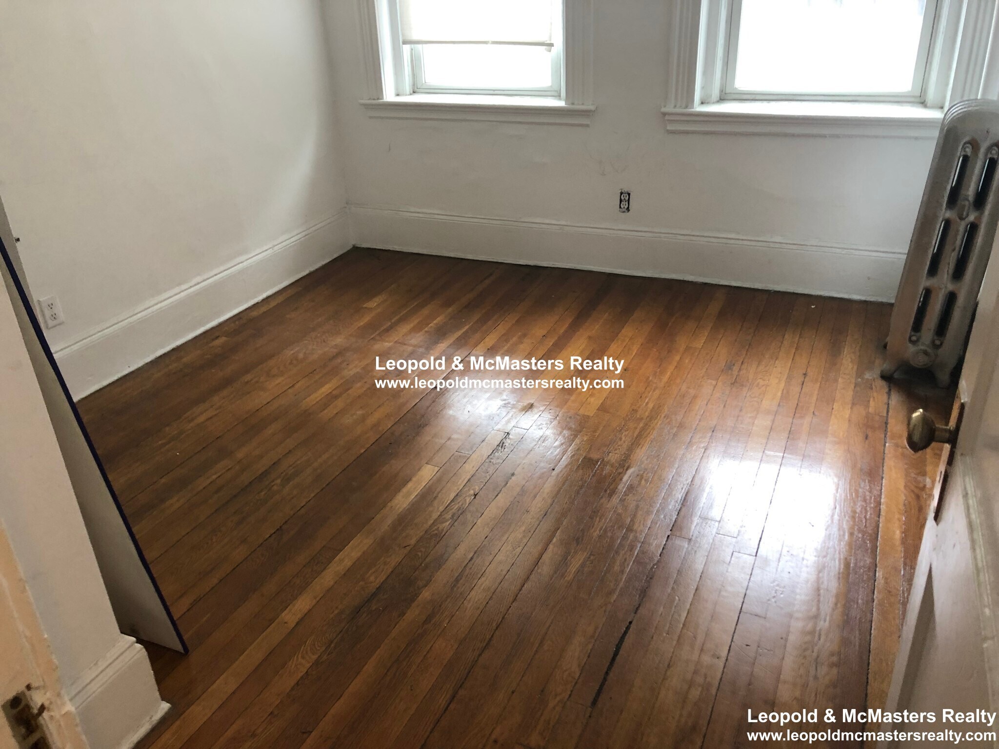 Building Photo - 144 Warren St