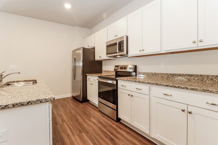 Building Photo - 360 Augustine Dr