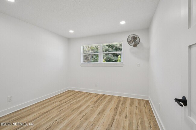 Building Photo - 3165 Creighton Forest Dr