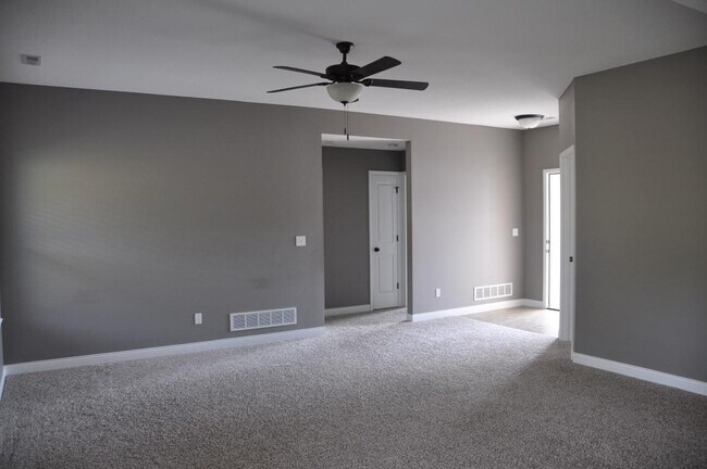 Building Photo - 3505 Timber Run Dr