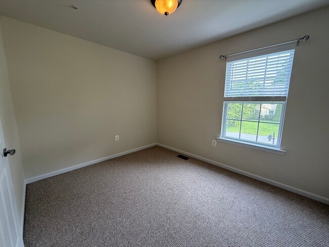 Building Photo - 20850 Autumn Mill Ct