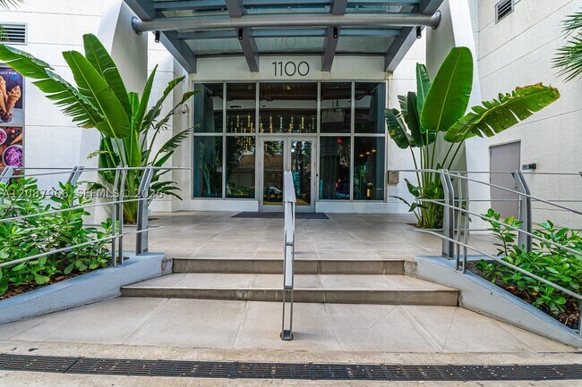Building Photo - 1100 S Miami Ave