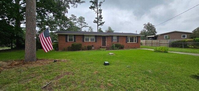 Primary Photo - Arrowhead - Columbia County