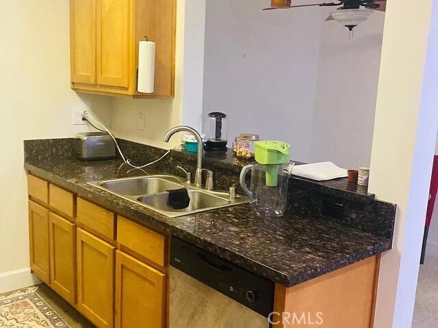 Building Photo - 10982 Roebling Ave