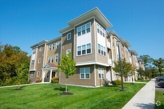 Building Photo - Webster Woods