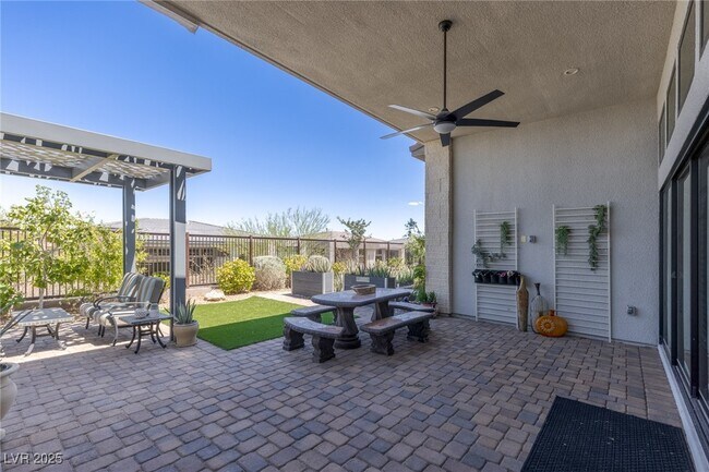 Building Photo - 5192 Rock Daisy Dr