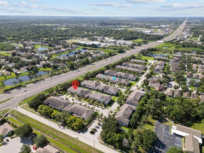 Building Photo - 10425 Red Carpet Ct