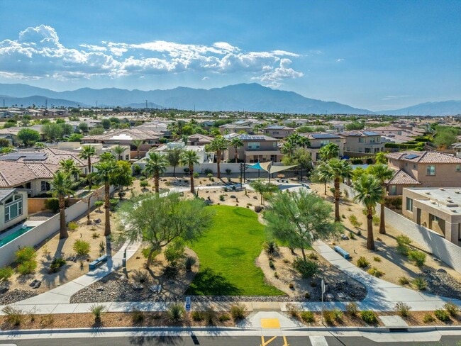 Building Photo - 74292 Zeppelin Dr