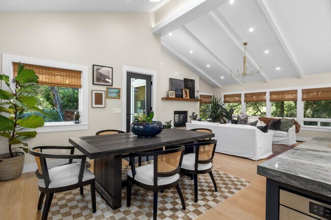 Building Photo - 101 Endlich Dr