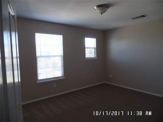 Building Photo - 7109 Planters Row Dr