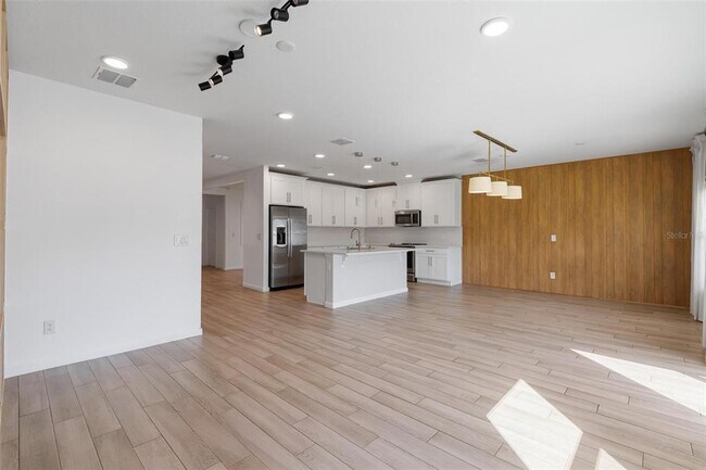 Building Photo - 3857 Branding Iron Bnd