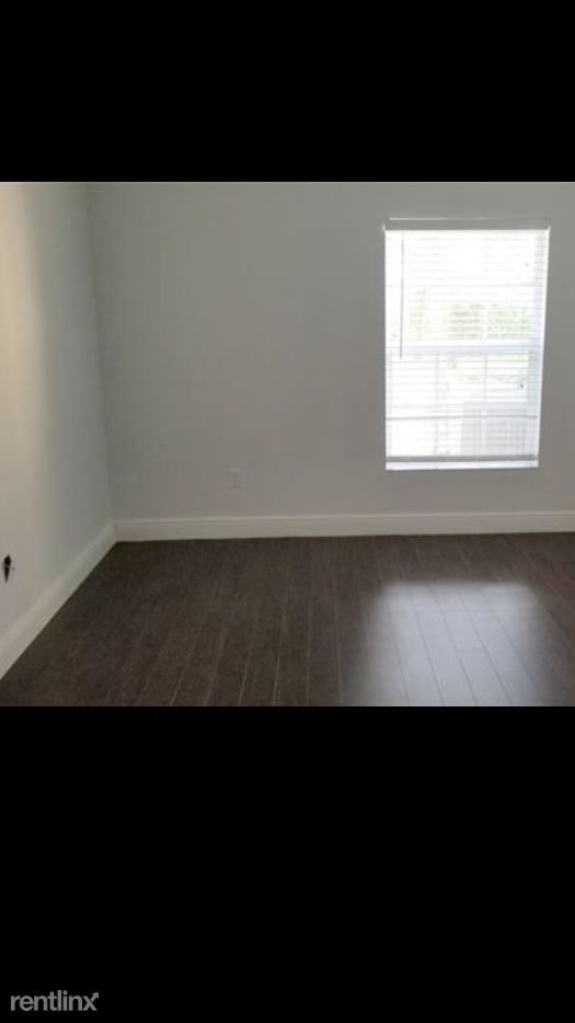 Building Photo - 2 br, 2 bath Condo - Sunset Isles