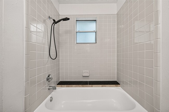 Building Photo - 7407 Cortes Dr