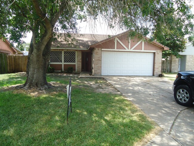 Building Photo - 18719 Lippizaner Dr
