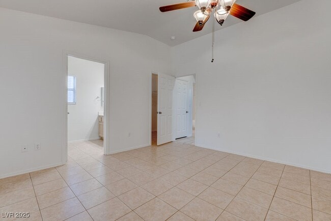 Building Photo - 2079 Poppywood Ave