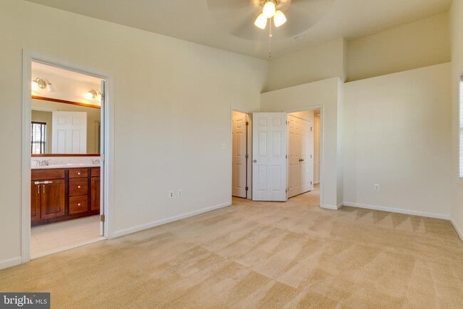 Building Photo - 23141 Flora Mure Dr
