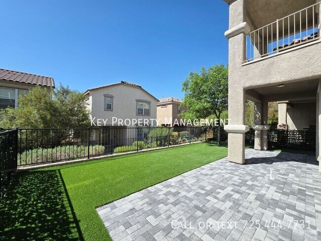 Building Photo - 8789 Ashley Park Ave