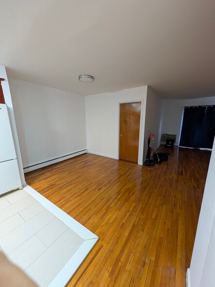Dining Area - 3916 62nd St