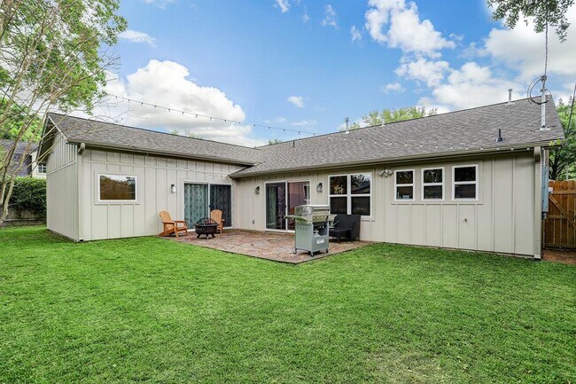 Building Photo - 2611 Tannehill Dr
