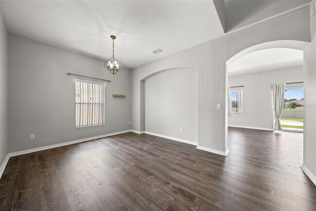 Building Photo - 10909 Observatory Way