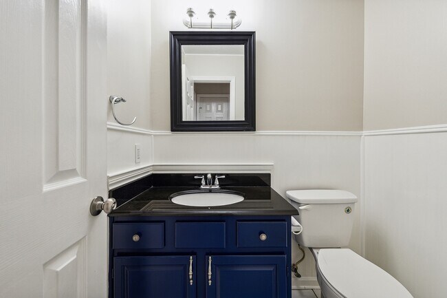 Building Photo - 9806 Gold Cup Way