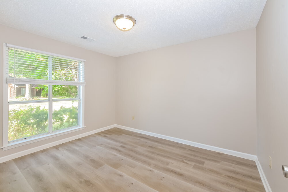 Building Photo - 6641 Bright Star Ln