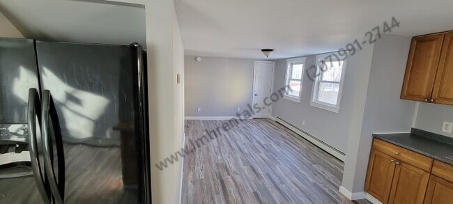 Building Photo - 97 Grove St