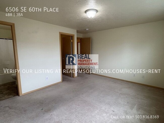 Building Photo - 6506 SE 60th Pl