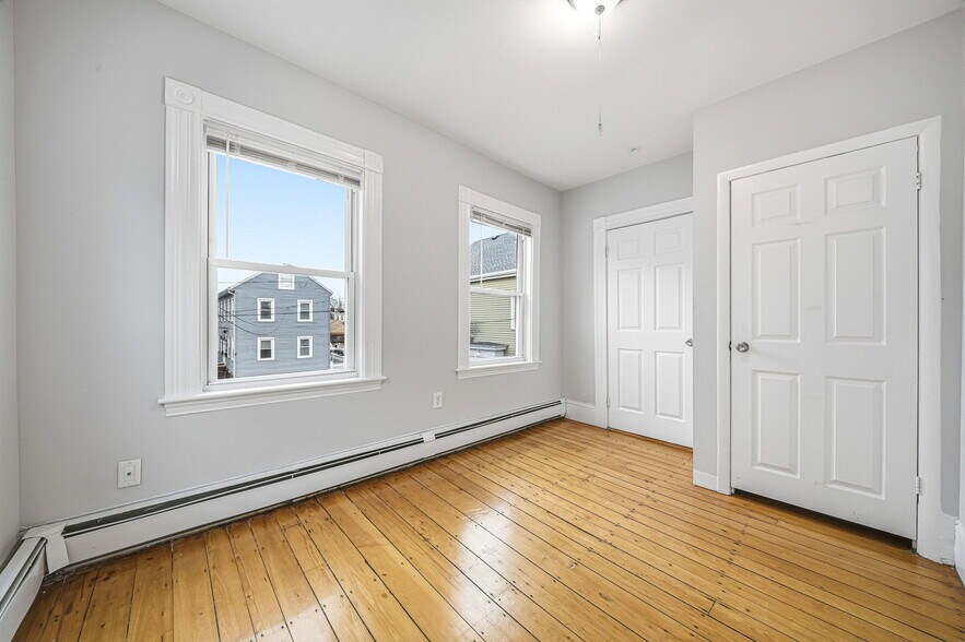 Building Photo - 12 Osborne Street