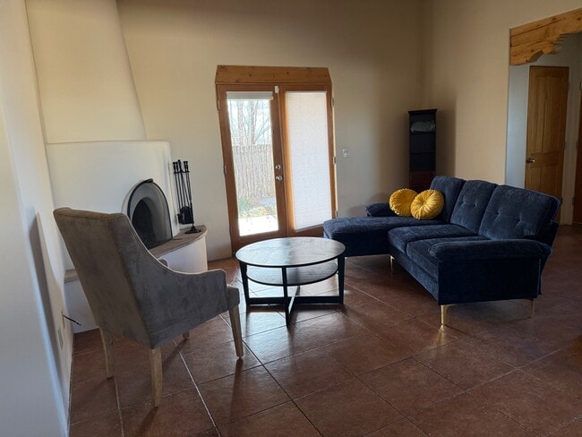 Building Photo - 1139 Harrison Rd