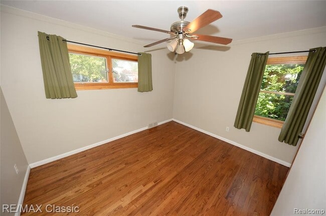 Building Photo - 3534 Woodland Ave