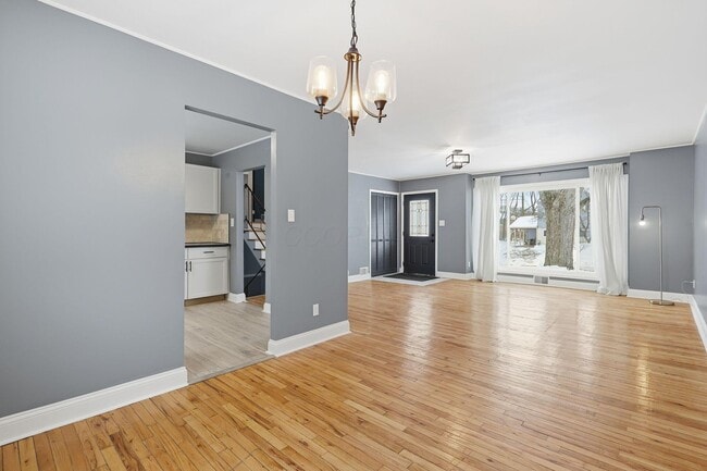 Building Photo - 3042 Rightmire Blvd